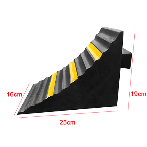 Chặn lùi bánh xe kiểu tam giác đen phản quang loại 5kg